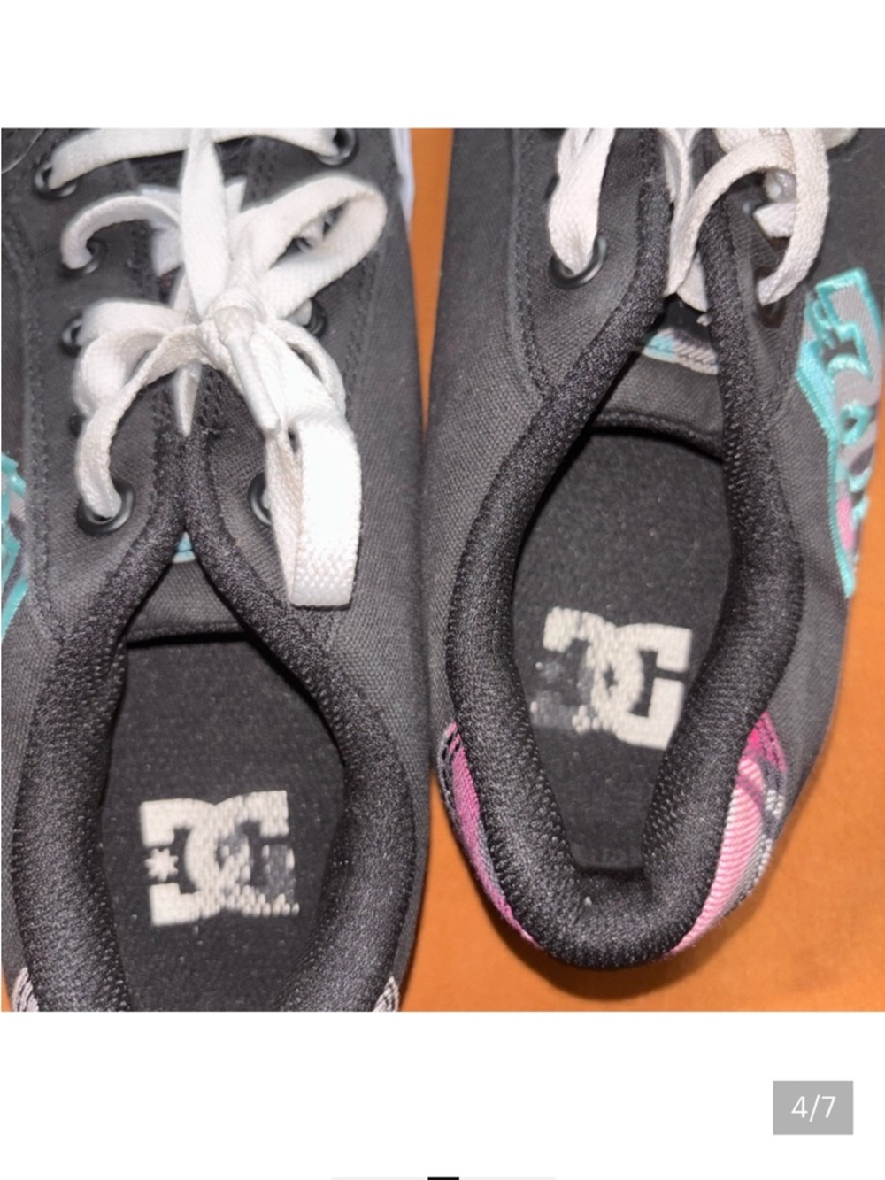 Woman’s size 6 DC Black Canvas Sneakers with White Soles and Teal Logo - Picture 4 of 5